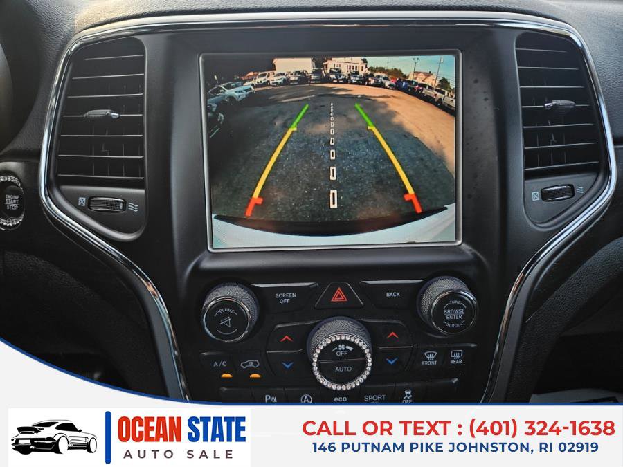 Used 2017 Jeep Grand Cherokee Altitude image 16