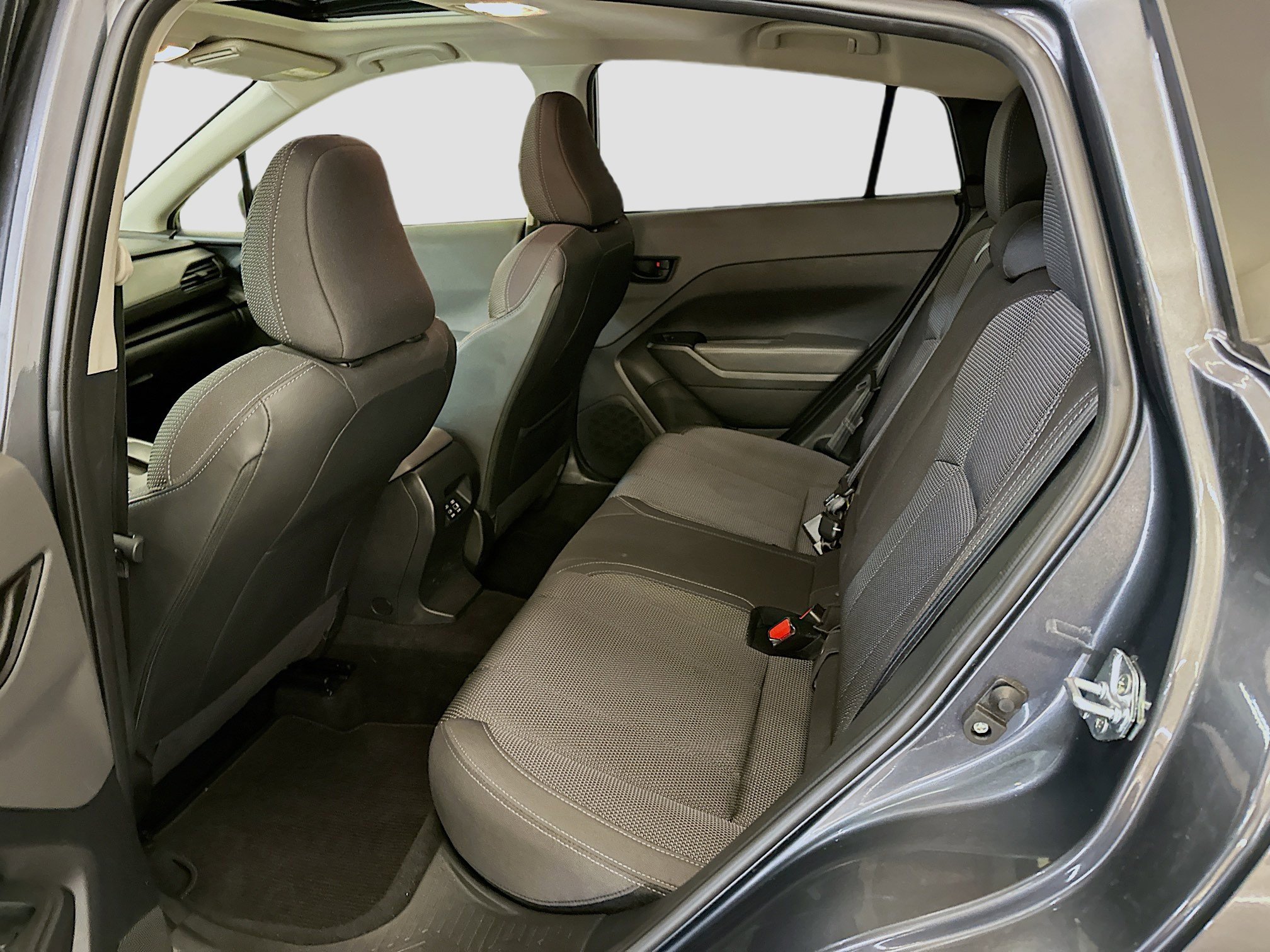 Used 2024 Subaru Crosstrek 2.0i Premium image 29