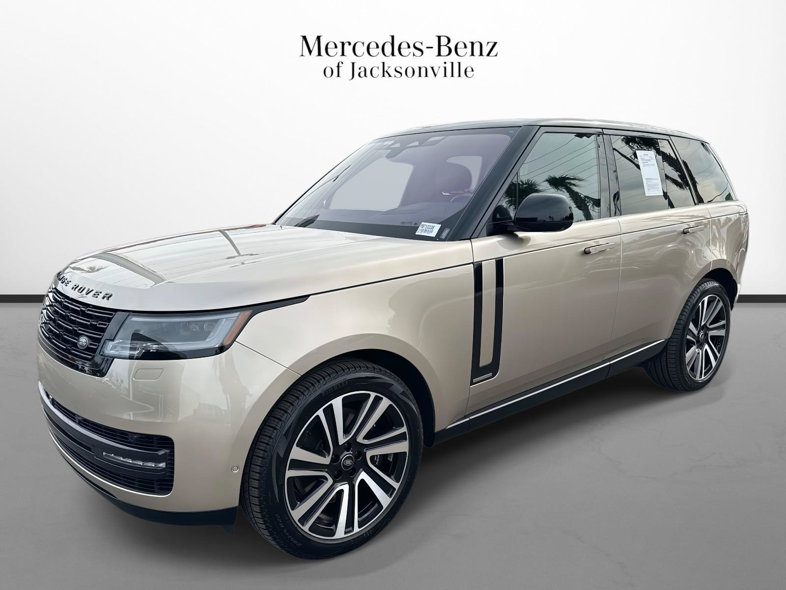 Used 2023 Land Rover Range Rover Autobiography AWD/4WD image 7