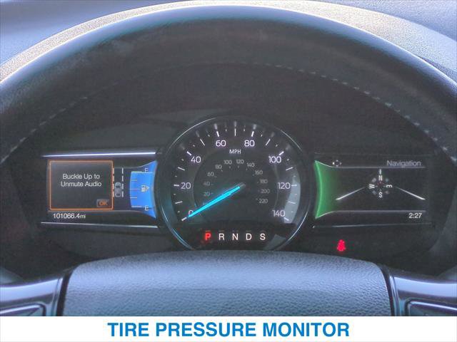 Used 2018 Ford Explorer XLT w/ Equipment Group 202A image 16