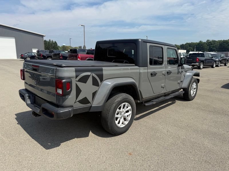 Used 2023 Jeep Gladiator Sport AWD/4WD image 13