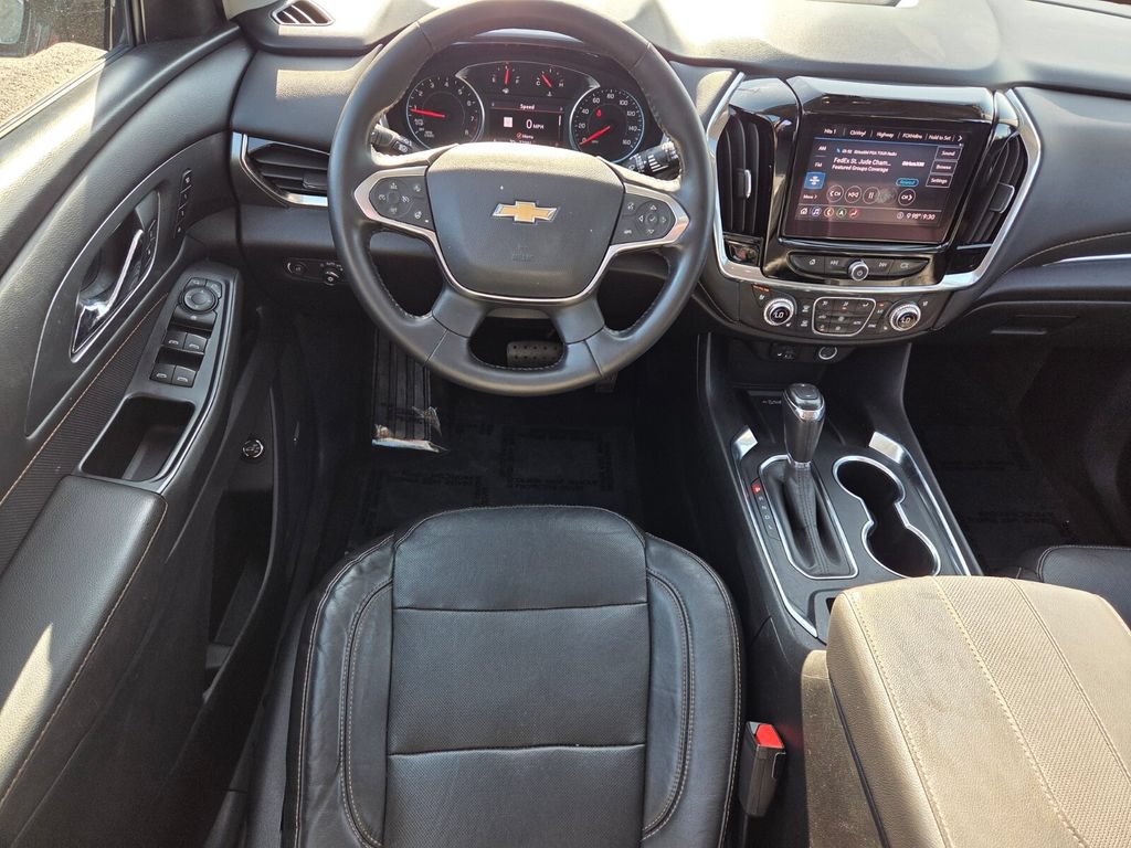 Used 2020 Chevrolet Traverse Premier FWD image 11