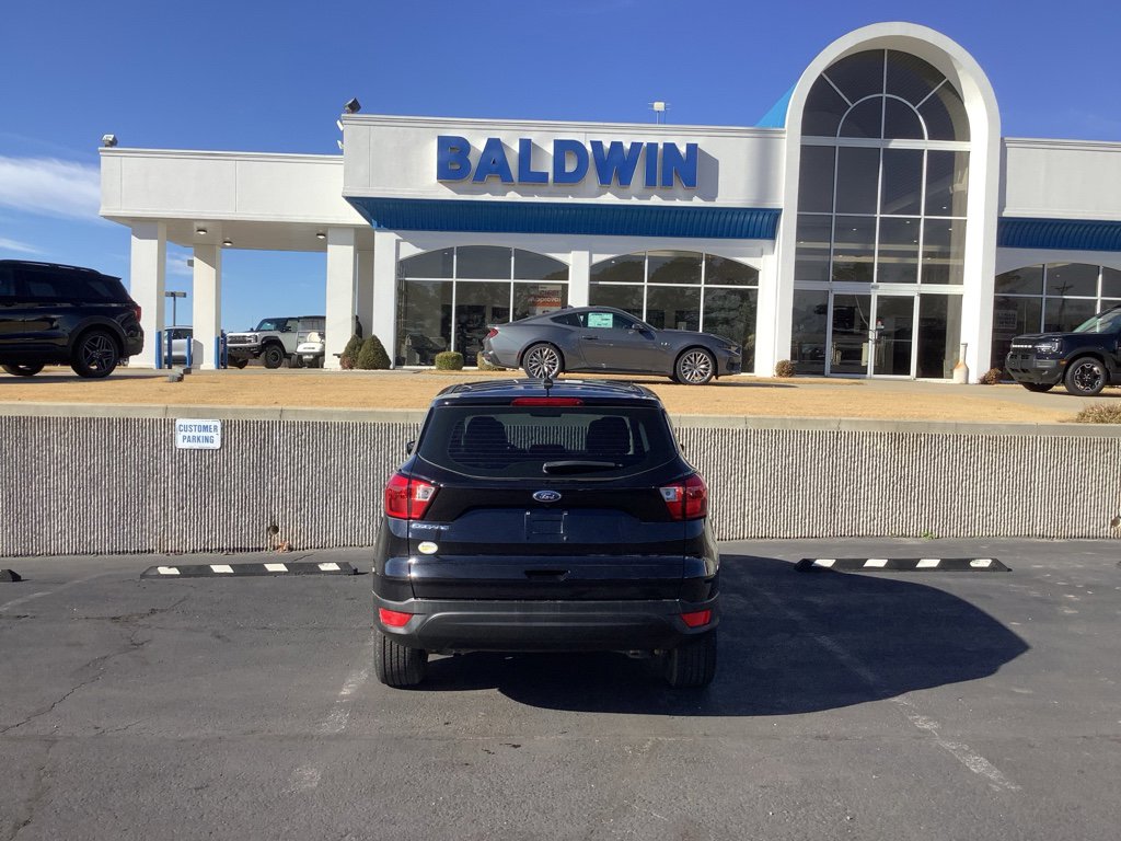 Used 2019 Ford Escape S image 6