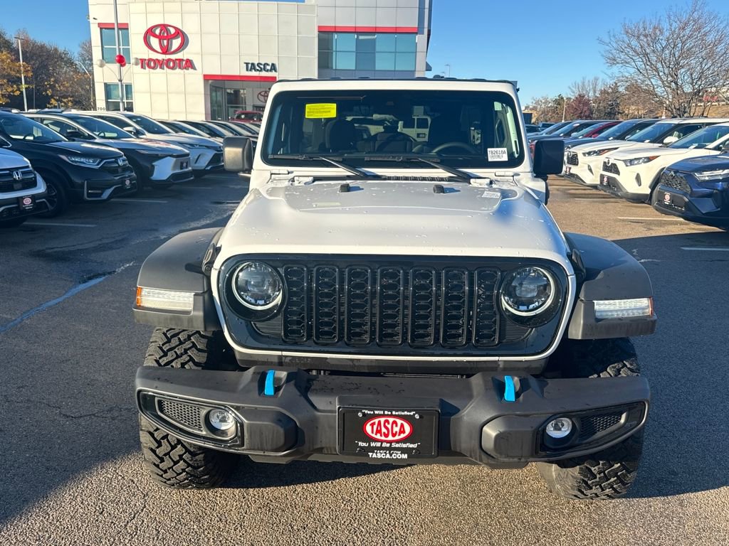 Used 2024 Jeep Wrangler Unlimited image 2