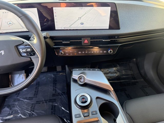 Certified 2024 Kia EV6 Wind image 21