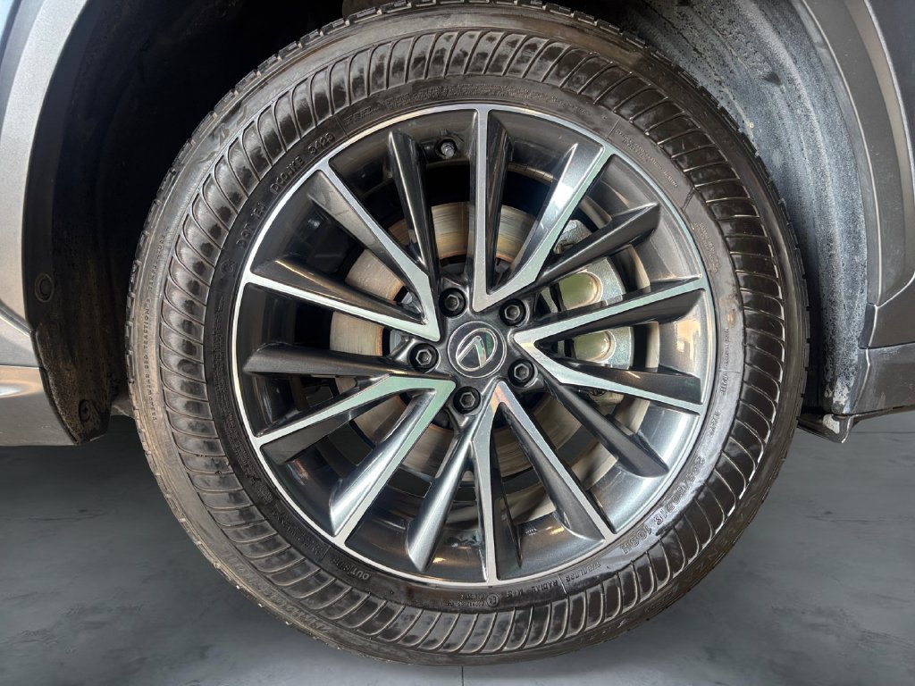 Used 2024 Lexus NX 350h AWD image 15