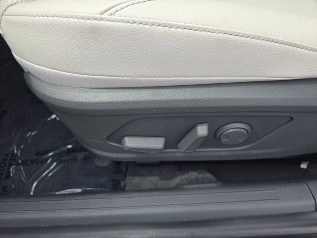 New 2025 Hyundai Sonata Limited image 12