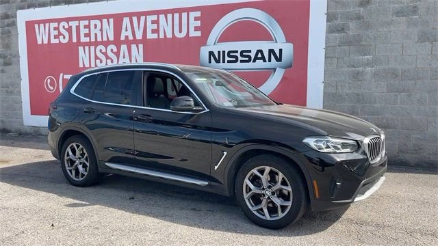 Used 2023 BMW X3 sDrive30i image 3