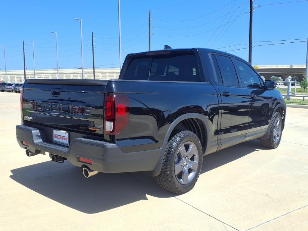 Used 2025 Honda Ridgeline TrailSport image 10