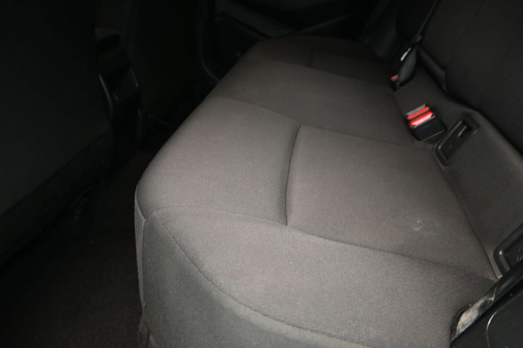 Used 2022 Toyota Corolla LE FWD image 16