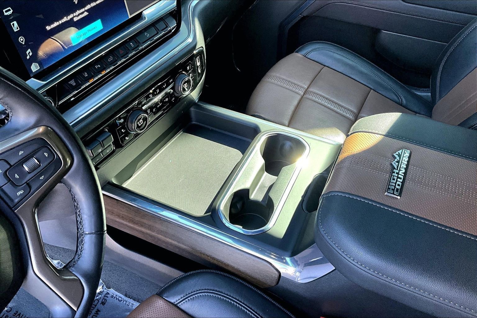 Used 2024 Chevrolet Silverado 2500 High Country w/ Technology Package image 17