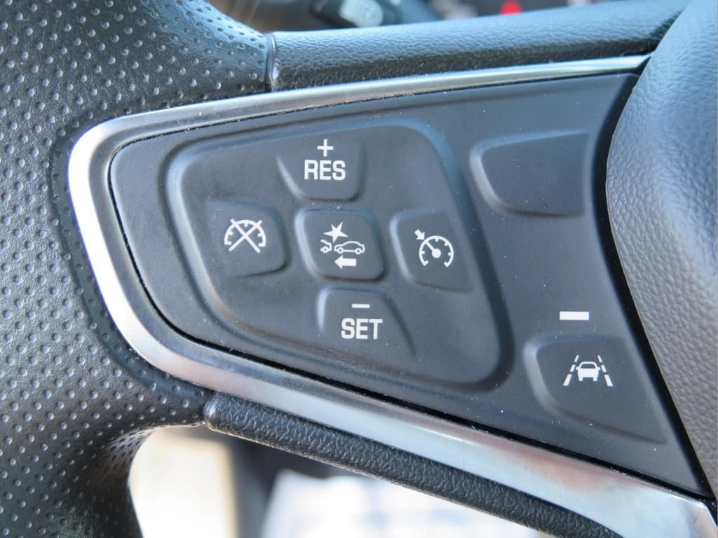 Used 2025 Chevrolet Malibu LT FWD image 19