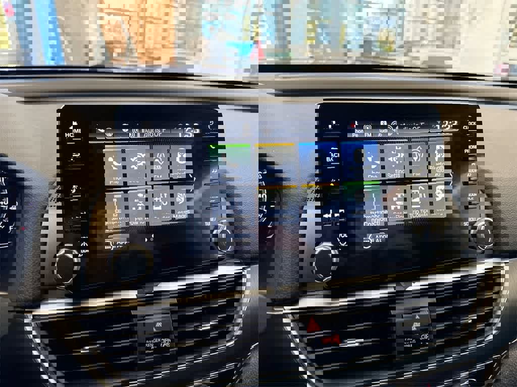 Used 2022 Honda Accord Hybrid image 30