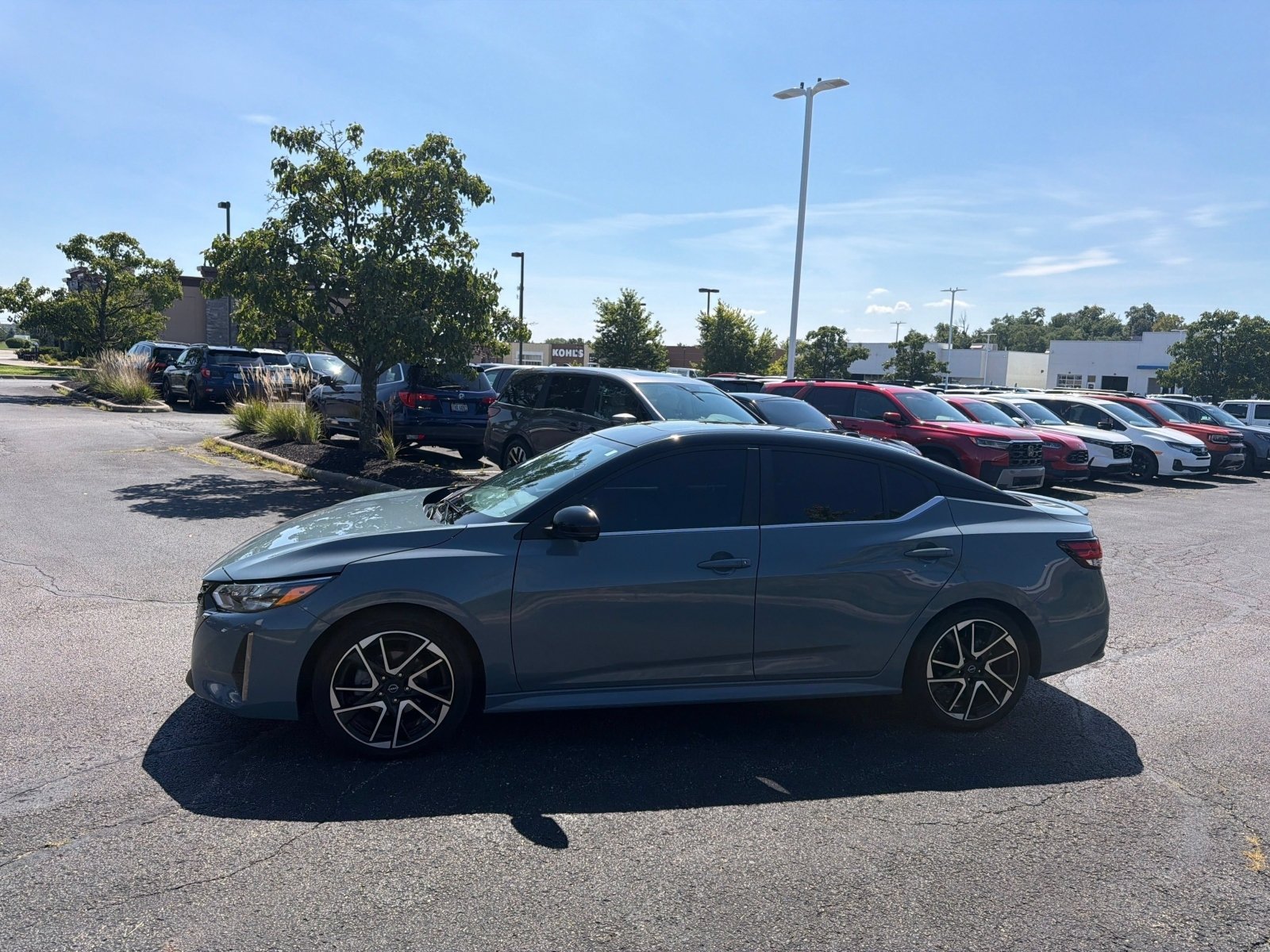 Used 2024 Nissan Sentra SR w/ SR Premium Package FWD image 13