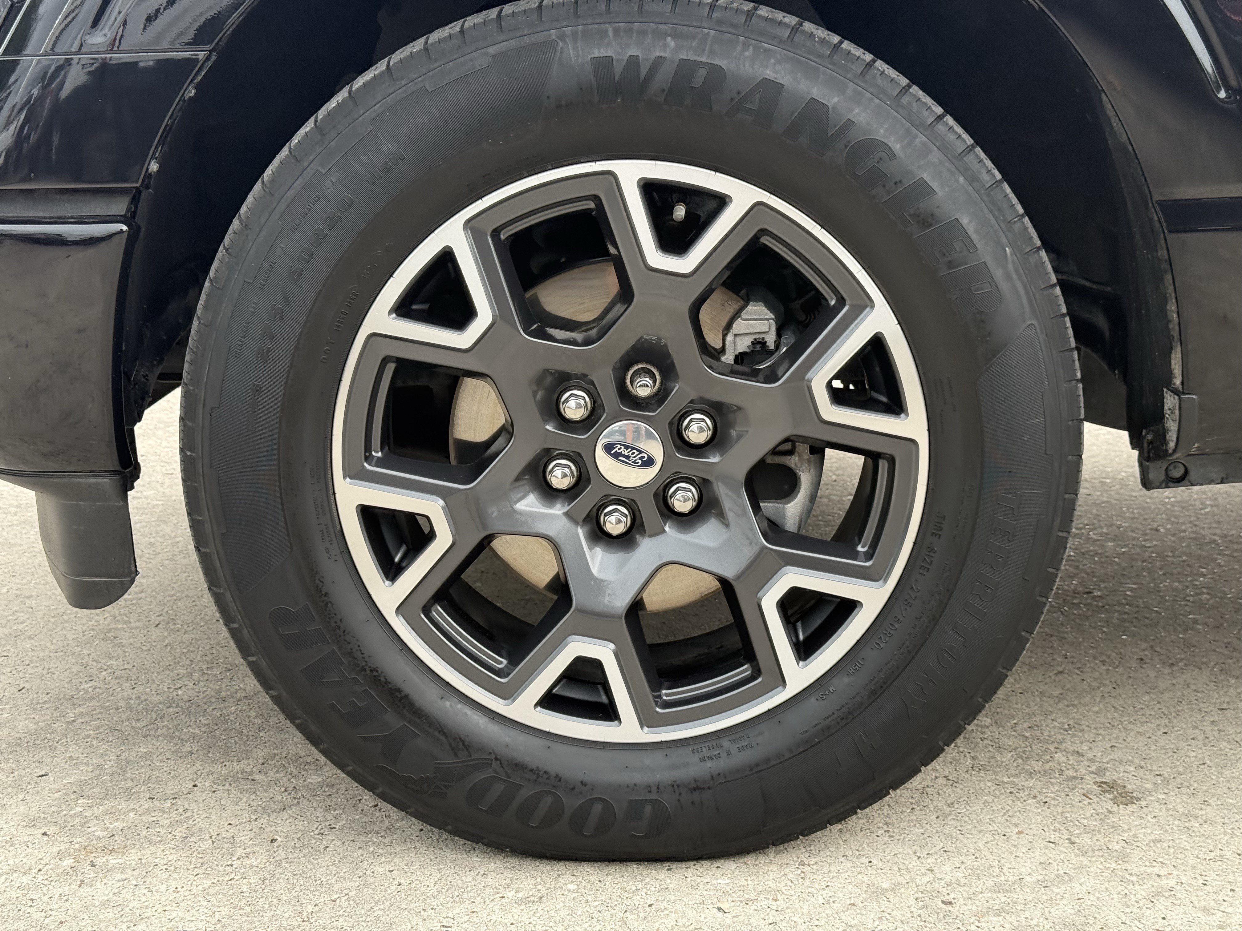Used 2024 Ford F150 STX RWD image 13