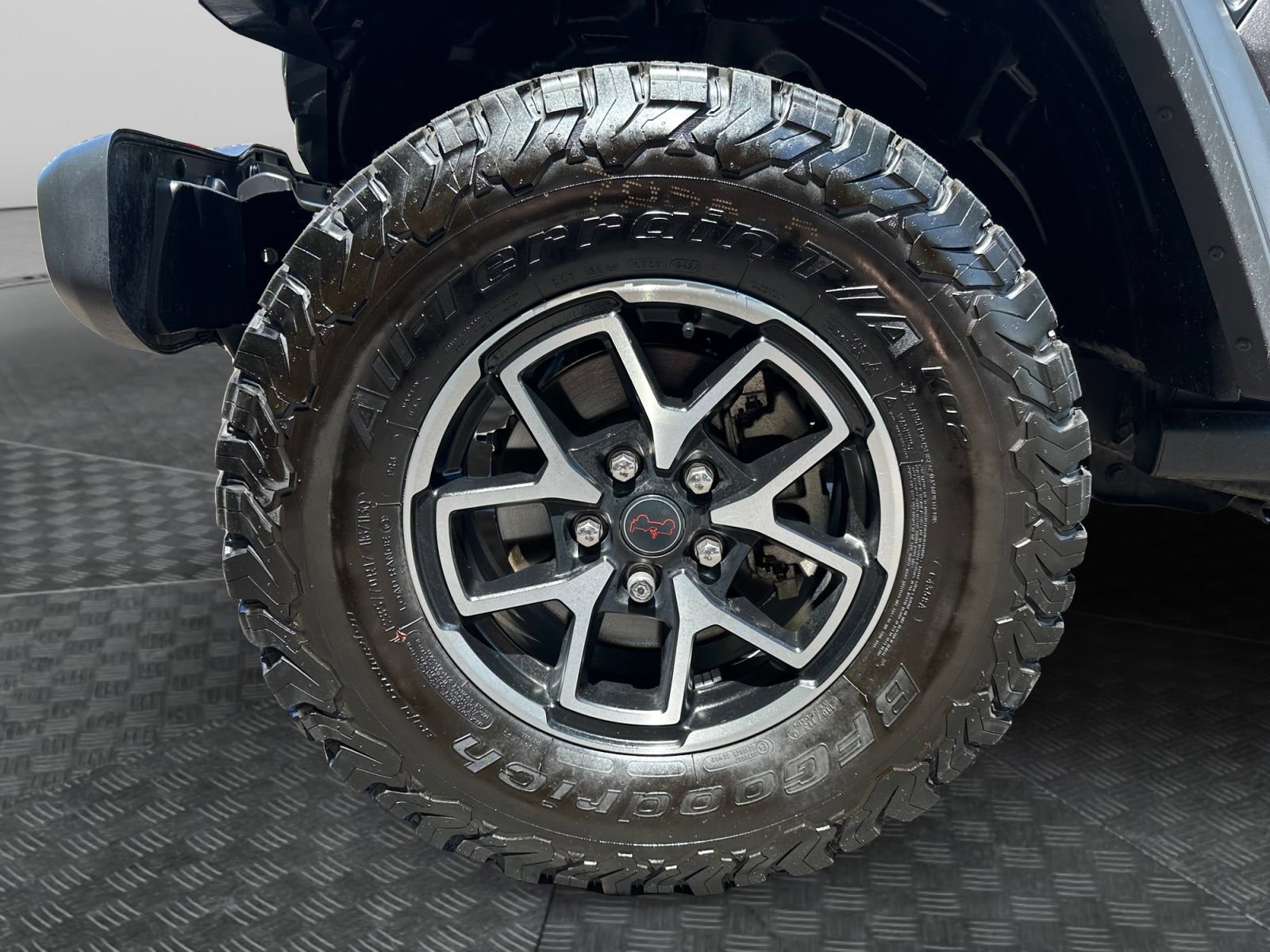 Used 2024 Jeep Wrangler Rubicon AWD/4WD image 14