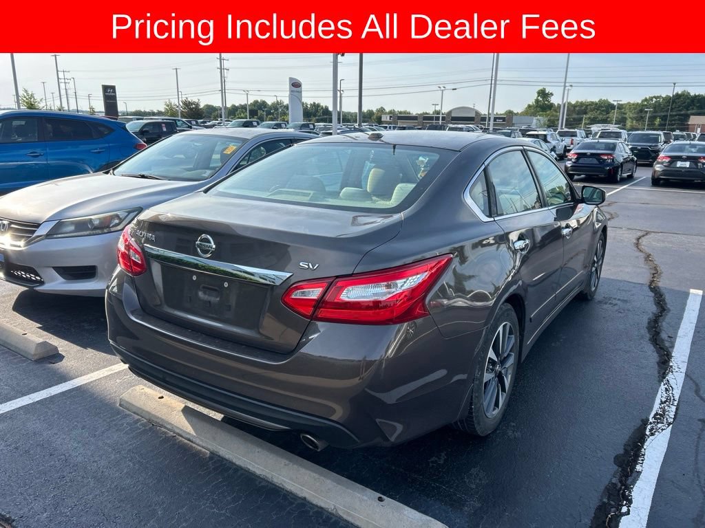 Used 2016 Nissan Altima 2.5 SV w/ Convenience Package FWD image 6