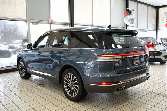 Used 2021 Lincoln Aviator Reserve AWD/4WD image 5