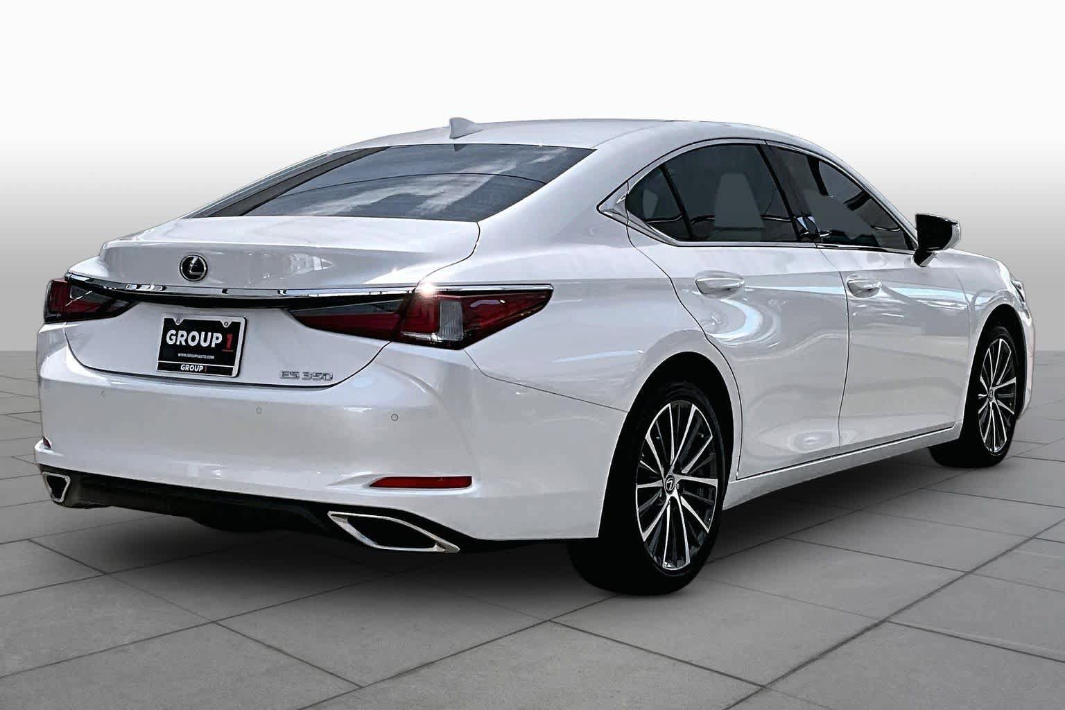 Used 2025 Lexus ES 350 w/ Premium Package FWD image 13
