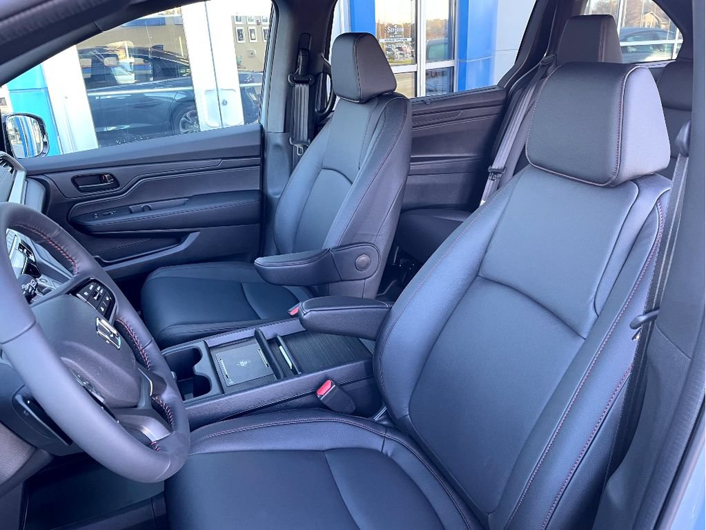 New 2026 Honda Odyssey Sport-L image 8