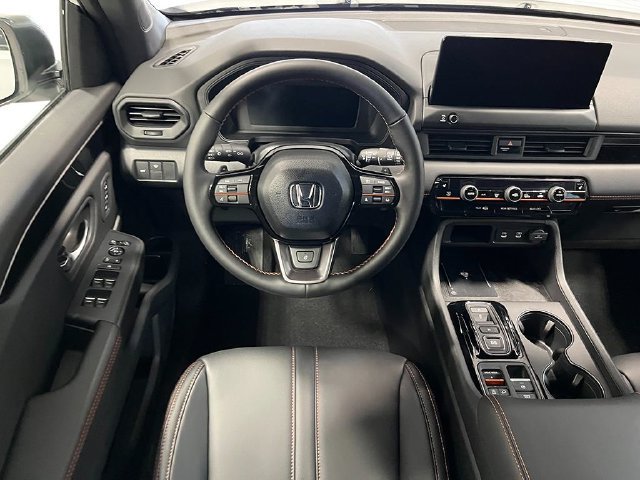 New 2026 Honda Pilot TrailSport image 17