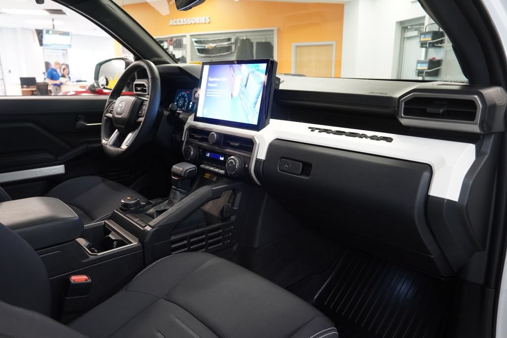 Used 2024 Toyota Tacoma TRD Off-Road w/ TRD Off Road Upgrade Package AWD/4WD image 34