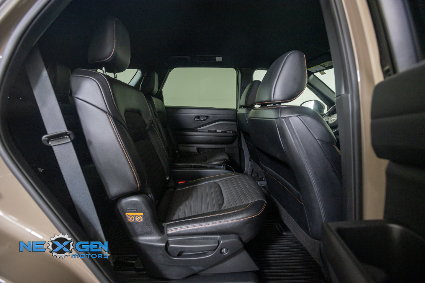 Used 2023 Nissan Pathfinder Rock Creek AWD/4WD image 41