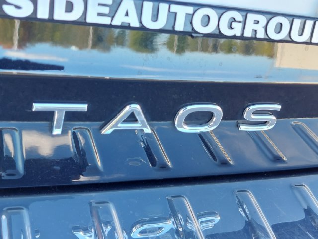 Used 2023 Volkswagen Taos S w/ Driver Assistance Package AWD/4WD image 37
