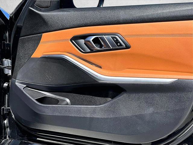 Used 2020 BMW 330i Sedan w/ Convenience Package image 19