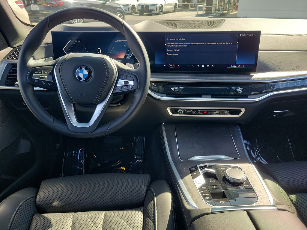 Used 2026 BMW X5 xDrive40i w/ Parking Assistance Package AWD/4WD image 11