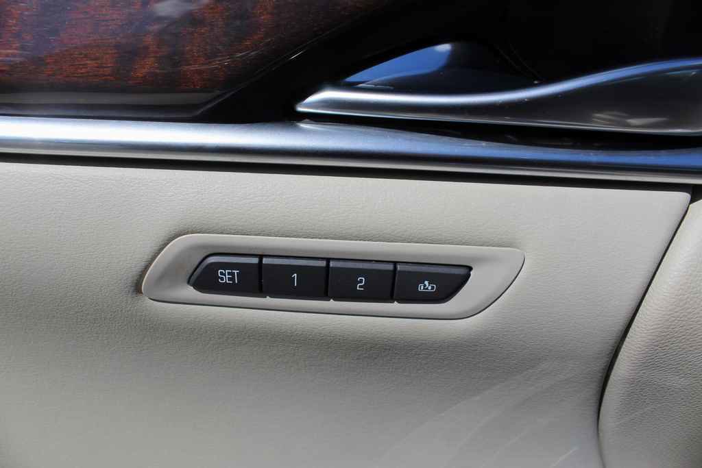 Used 2017 Cadillac XTS Premium Luxury image 11