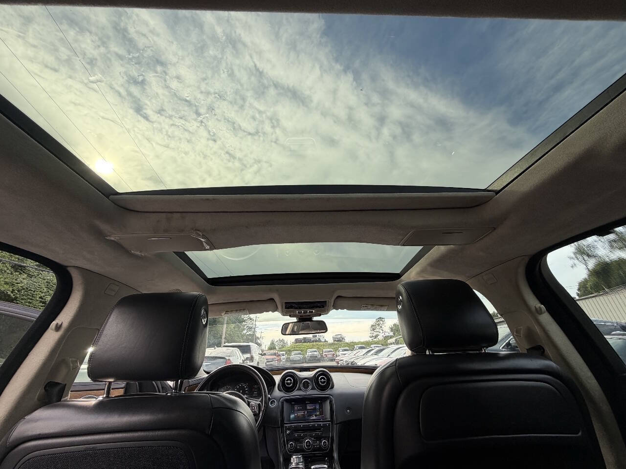 Used 2016 Jaguar XJ L Supercharged RWD image 14