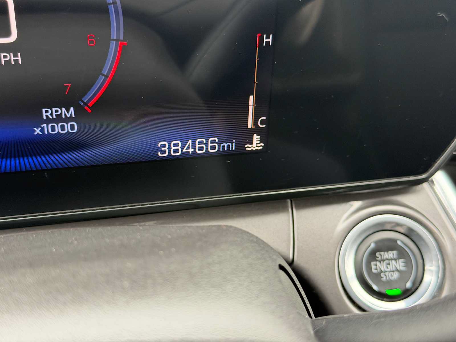 Used 2024 Chevrolet Trax ACTIV FWD image 3