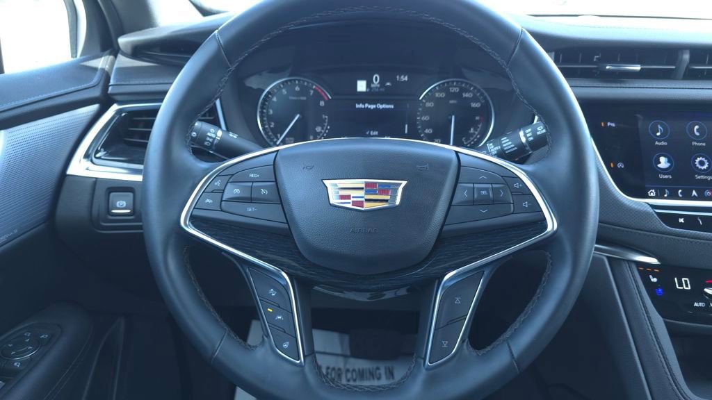 Used 2025 Cadillac XT5 Premium Luxury image 29