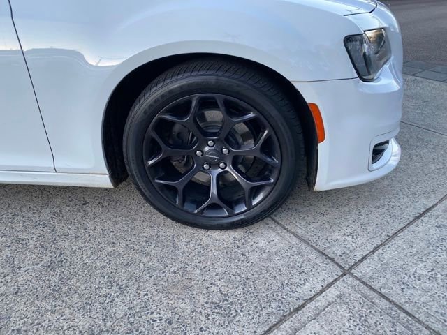 Used 2019 Chrysler 300 S w/ S Model Appearance Package image 24
