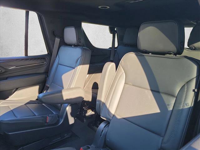 Used 2023 GMC Yukon Denali image 12
