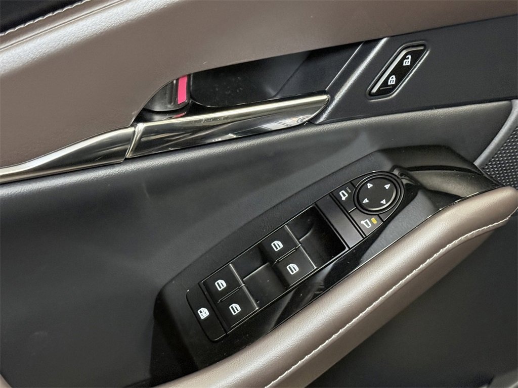 Used 2023 MAZDA CX-30 AWD 2.5 S w/ Premium Package image 36