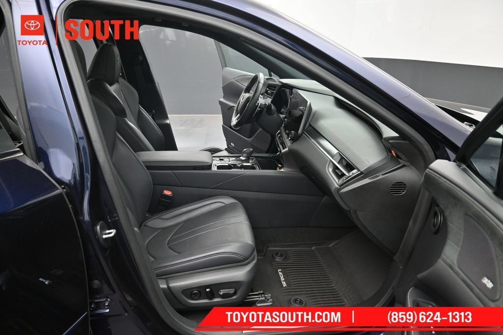 Used 2023 Lexus RX 350 F Sport w/ Accessory Package AWD/4WD image 35