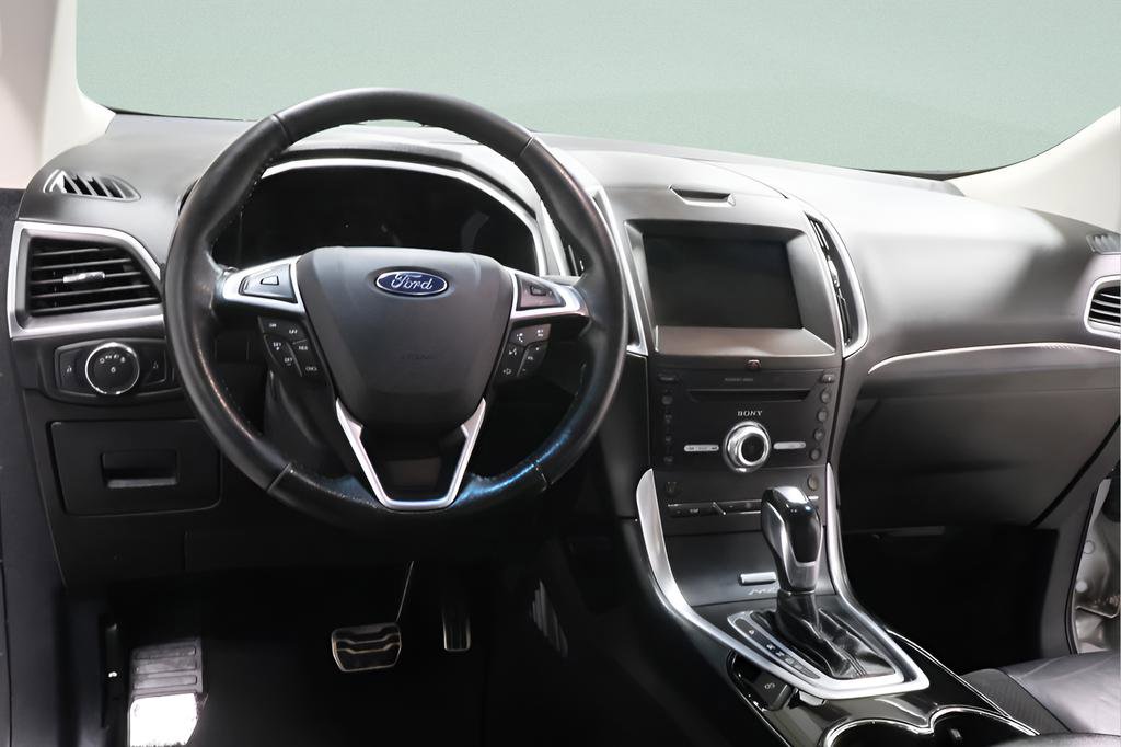 Used 2017 Ford Edge Sport w/ Technology Package AWD/4WD image 5