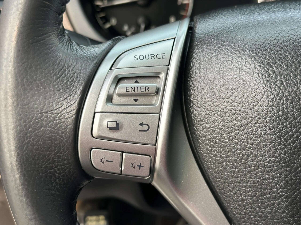 Used 2016 Nissan Altima 2.5 SV FWD image 20