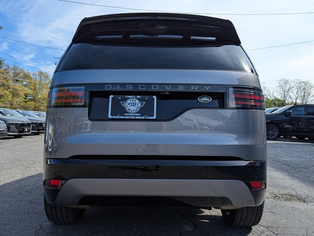 Used 2022 Land Rover Discovery S R-Dynamic AWD/4WD image 9