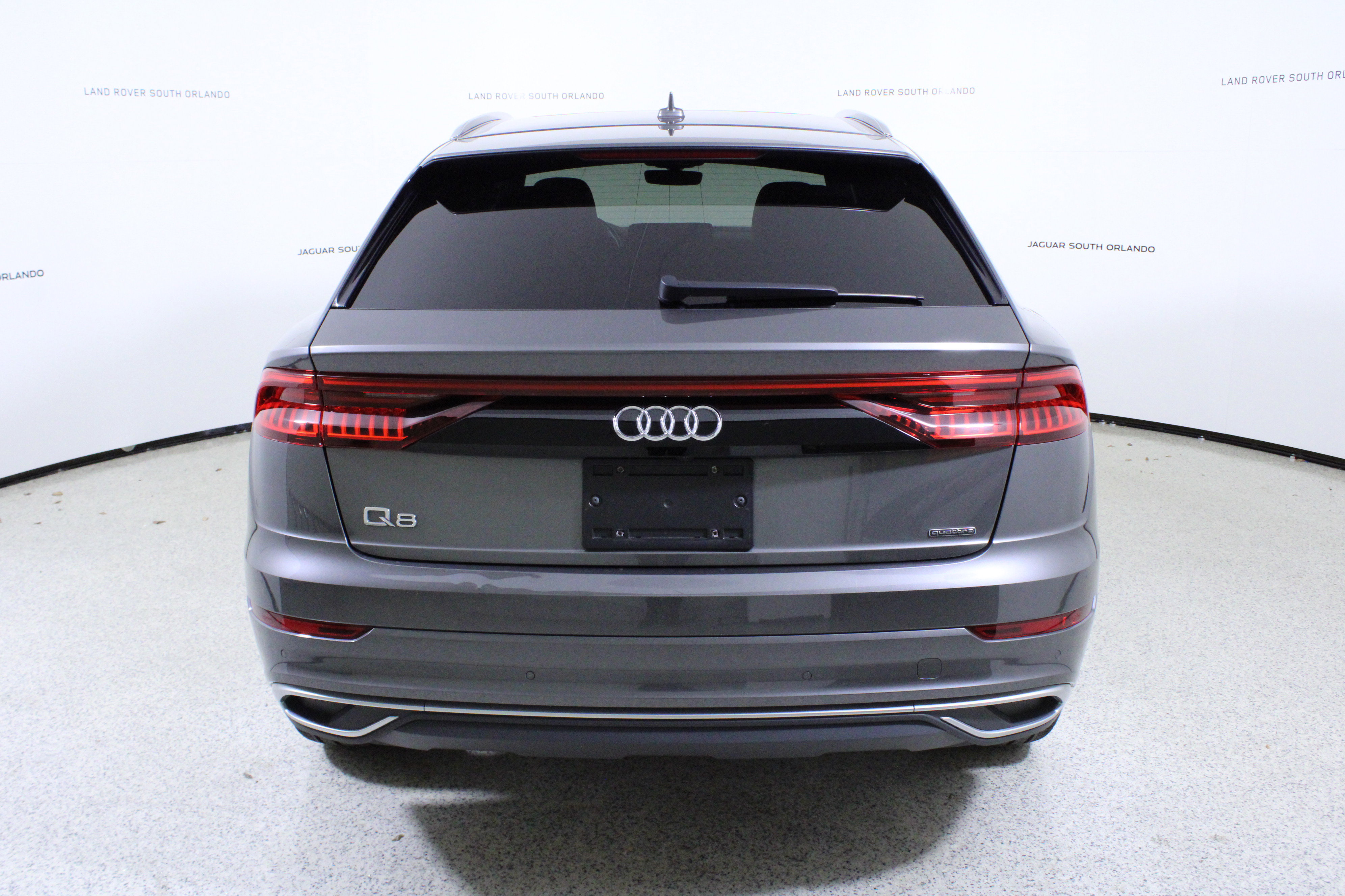 Used 2019 Audi Q8 Premium image 6