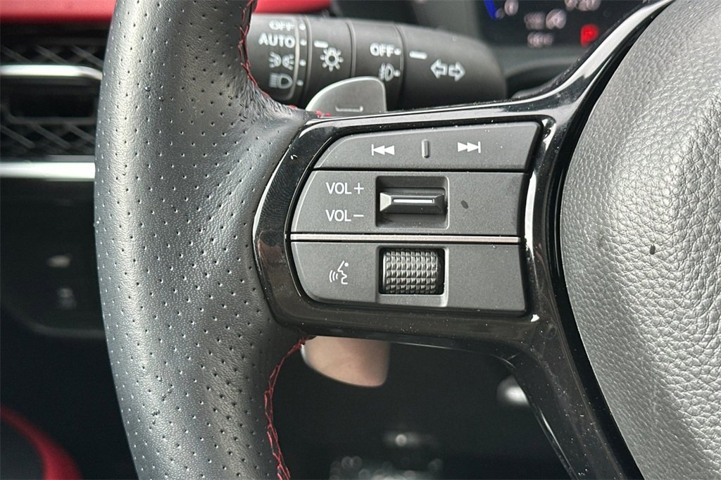 Certified 2025 Acura ADX A-Spec image 29