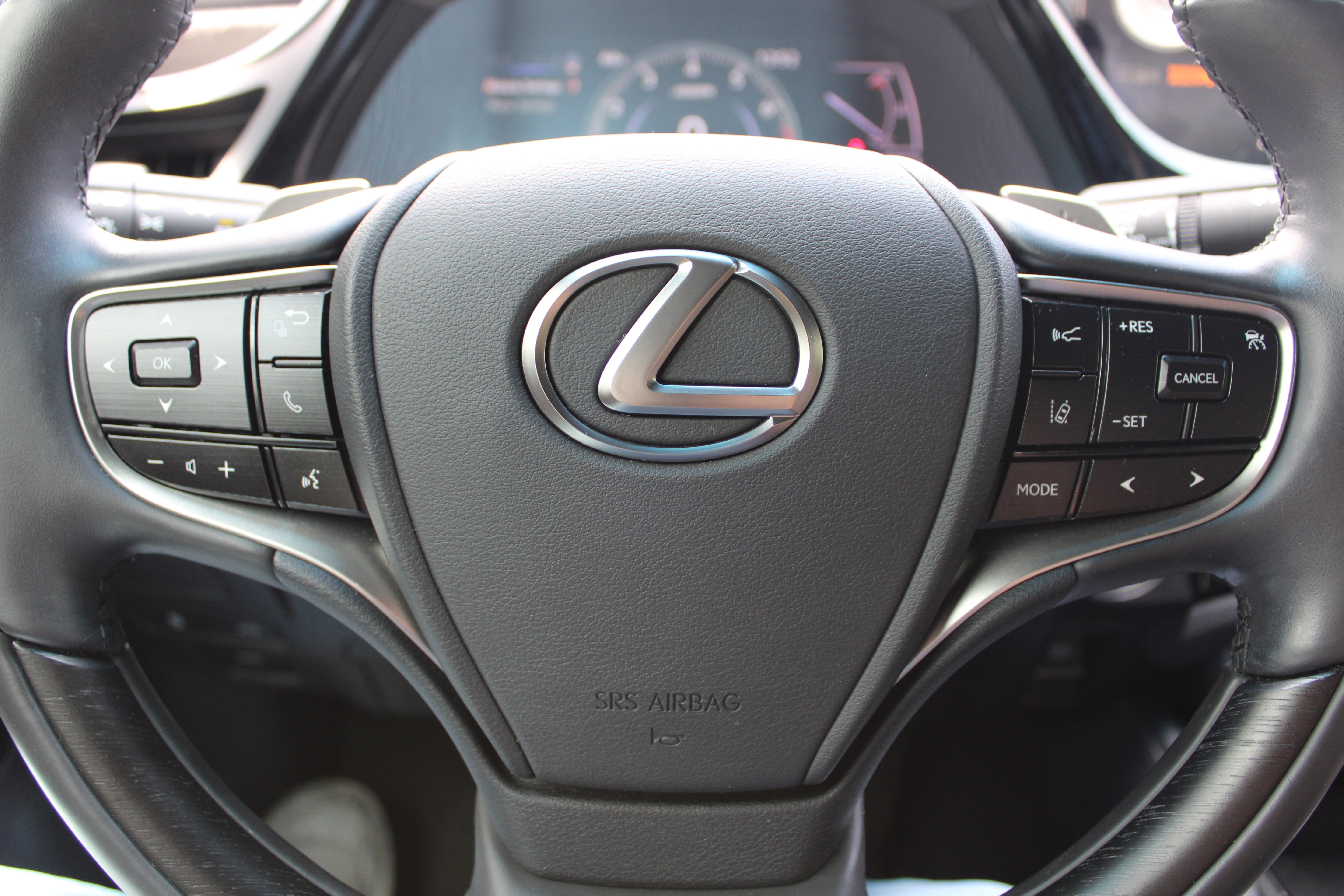 Used 2024 Lexus ES 350 Ultra Luxury FWD image 18