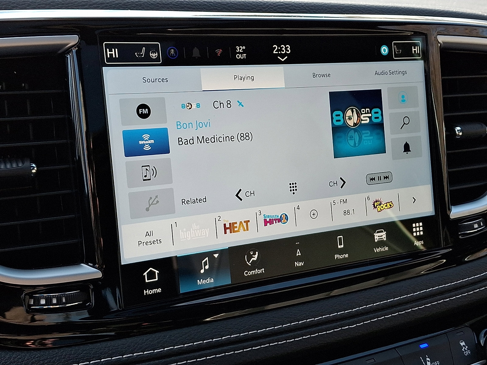 New 2026 Chrysler Pacifica Limited image 12