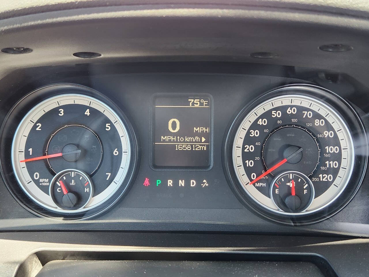 Used 2014 RAM 1500 Express RWD image 21