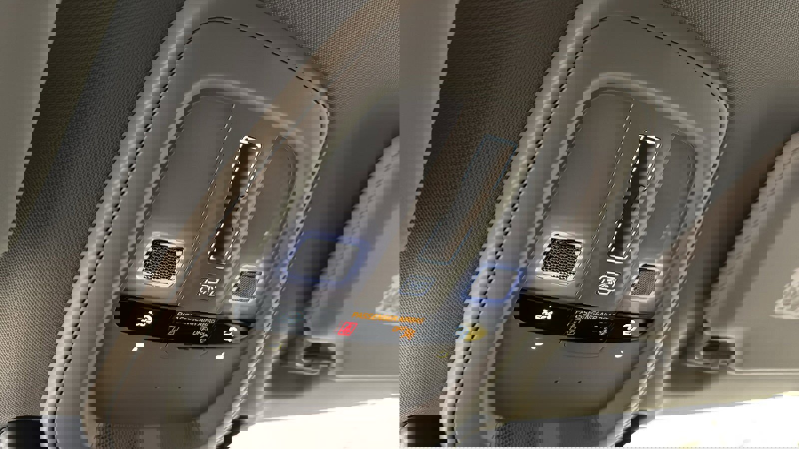 New 2026 Volvo XC90 B6 Plus w/ Protection Package Premier image 20