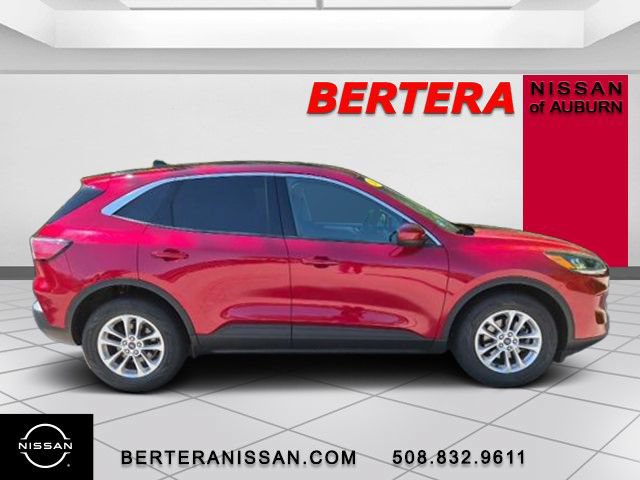 Used 2020 Ford Escape SE AWD/4WD image 2