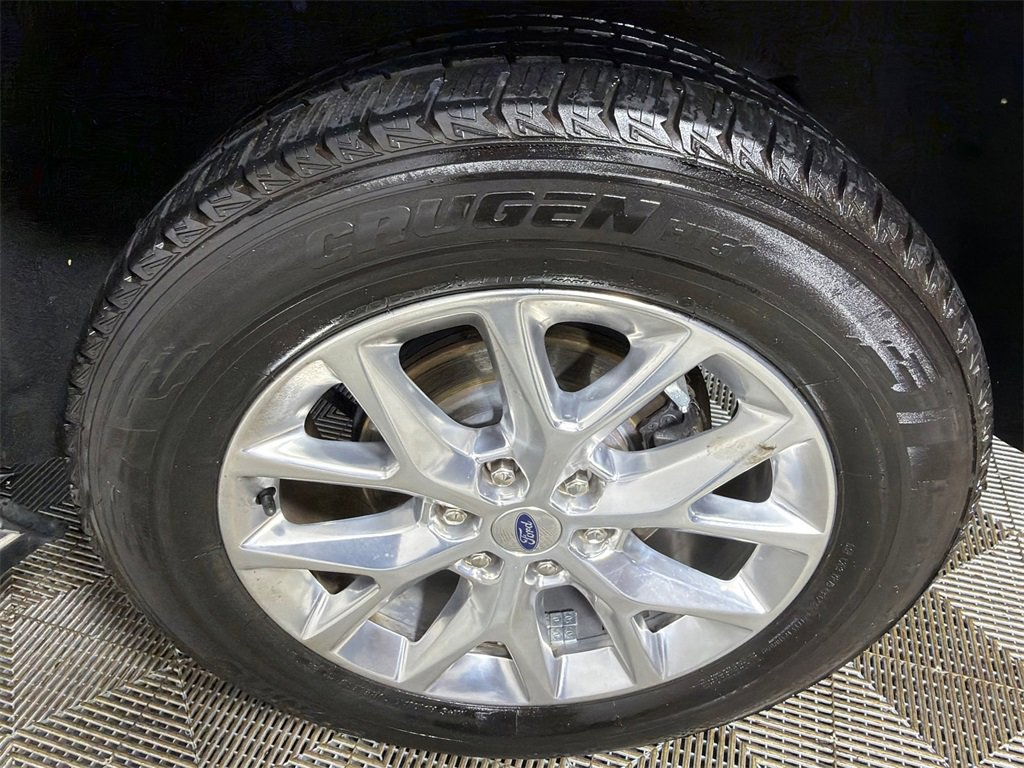 Used 2020 Ford Expedition XLT w/ Equipment Group 202A image 21