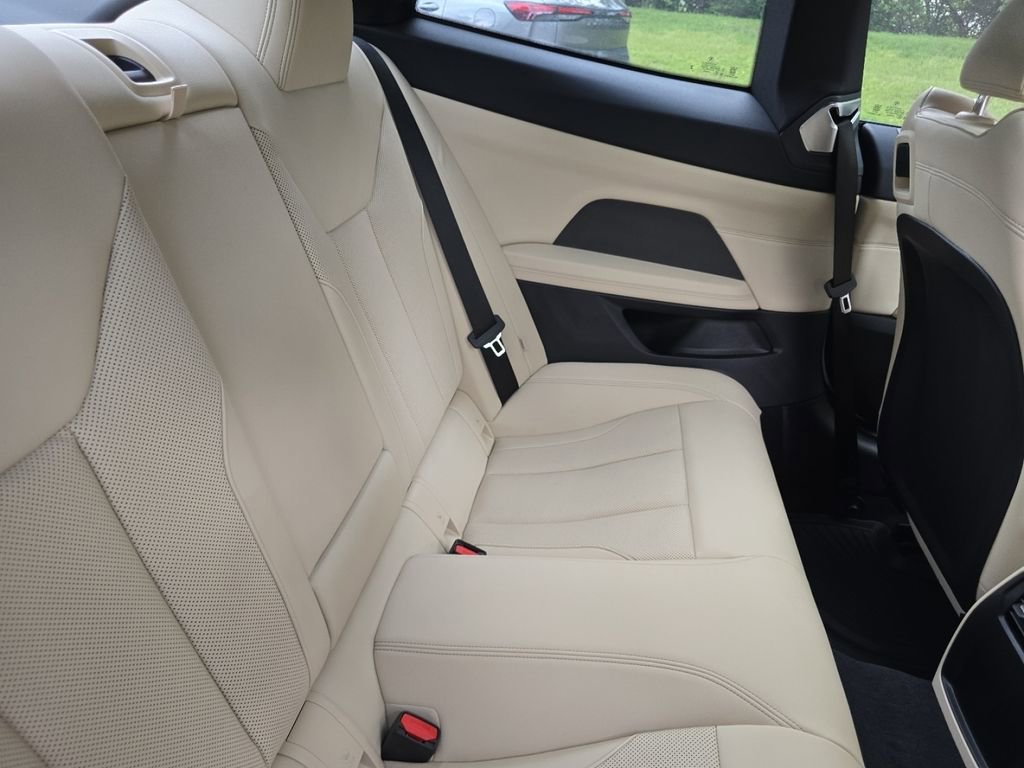 Used 2025 BMW 440i xDrive Coupe w/ Premium Package AWD/4WD image 24